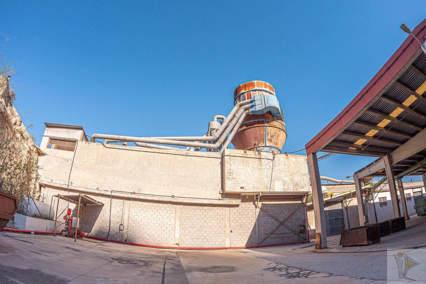 For sale of industrial plant/warehouse in Orihuela