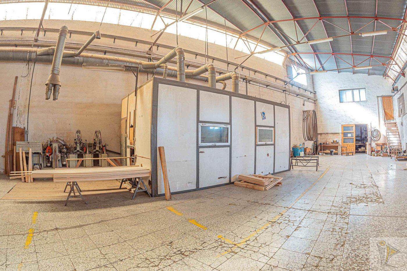 For sale of industrial plant/warehouse in Orihuela