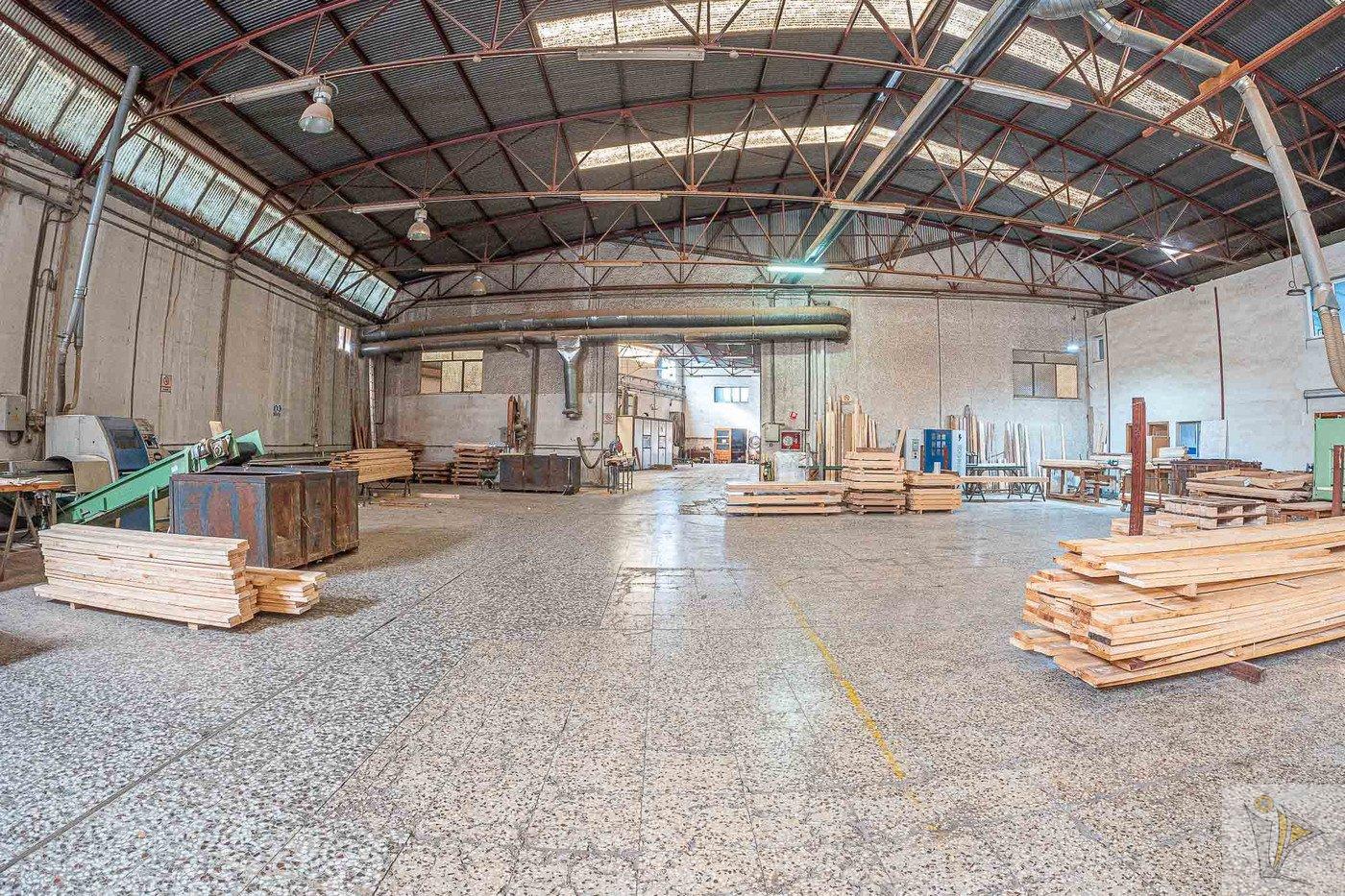 For sale of industrial plant/warehouse in Orihuela