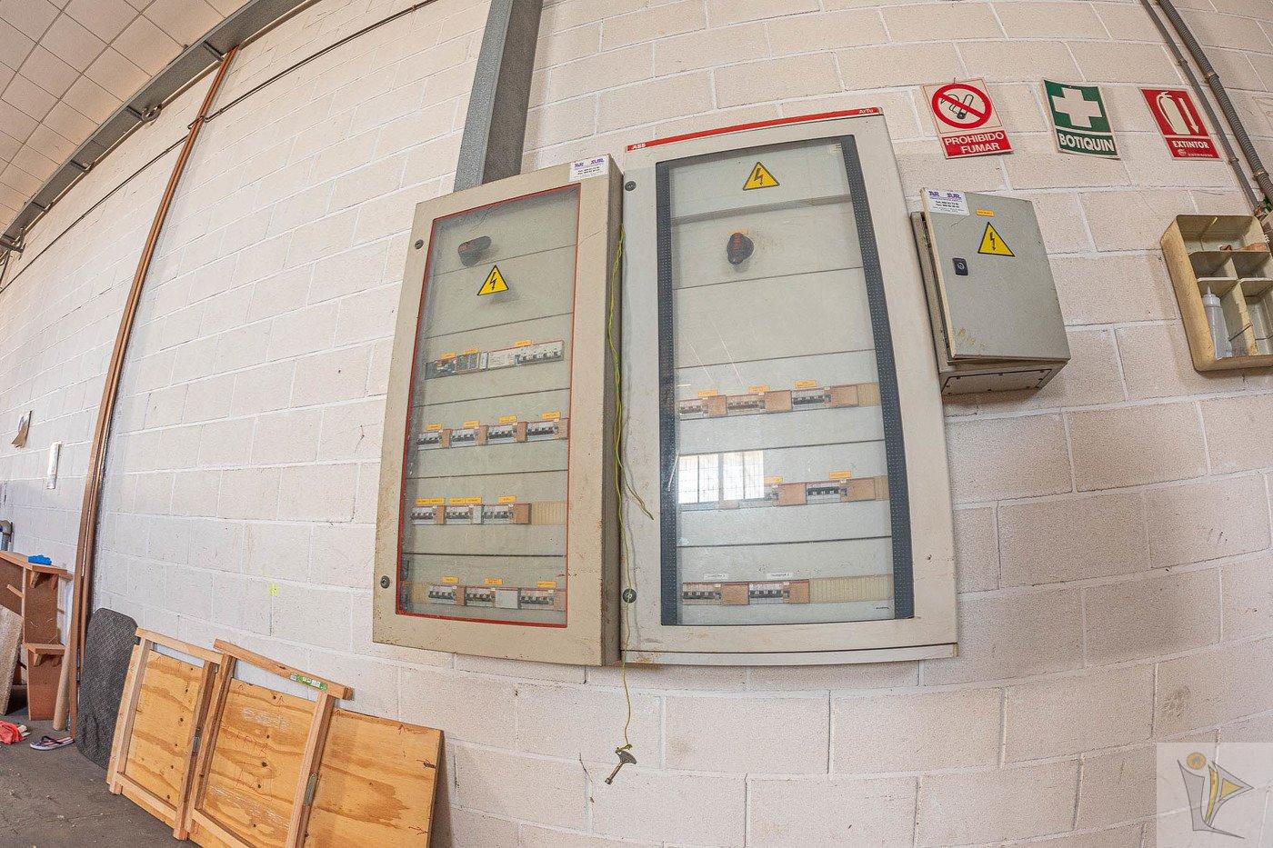 For sale of industrial plant/warehouse in Orihuela