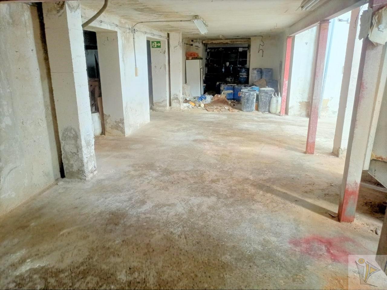 Venta de nave industrial en Manises