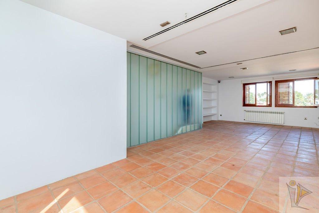 For sale of chalet in Riba-Roja de Túria