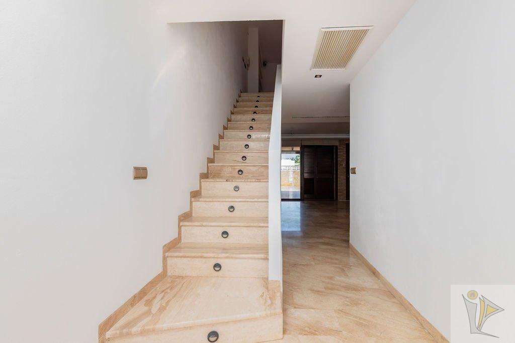 For sale of chalet in Riba-Roja de Túria