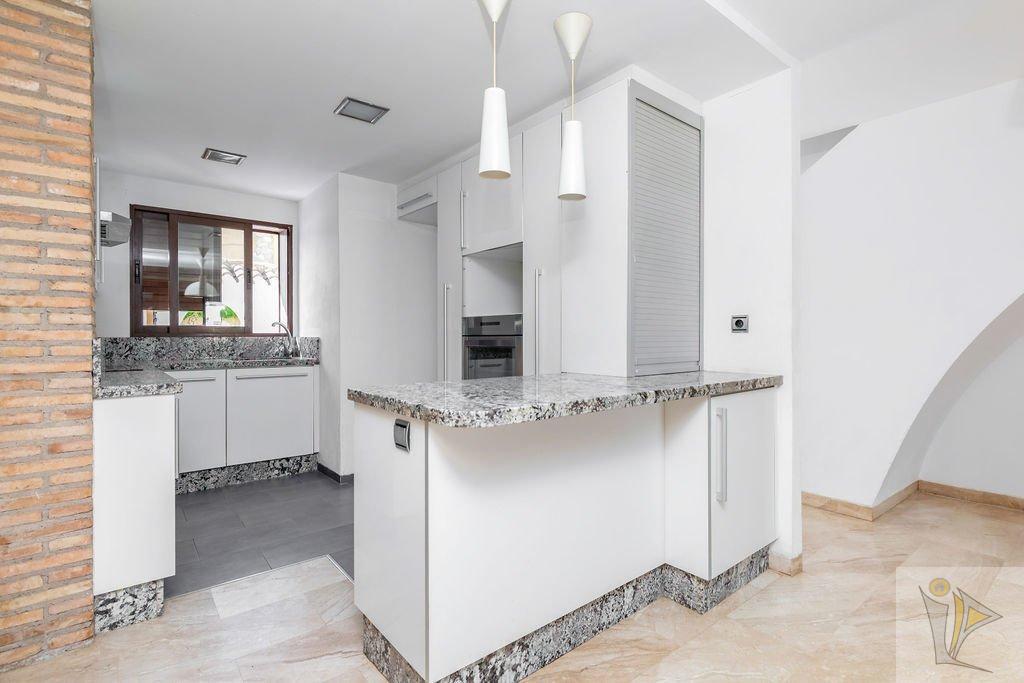 For sale of chalet in Riba-Roja de Túria