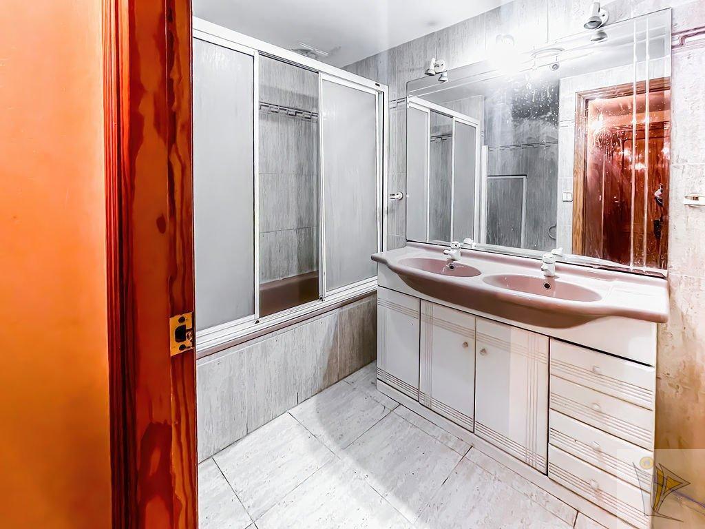 For sale of chalet in Godella