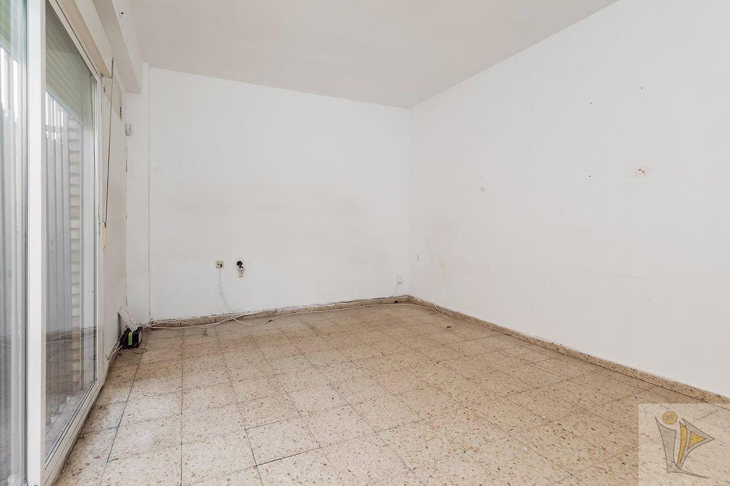 For sale of flat in Valencia