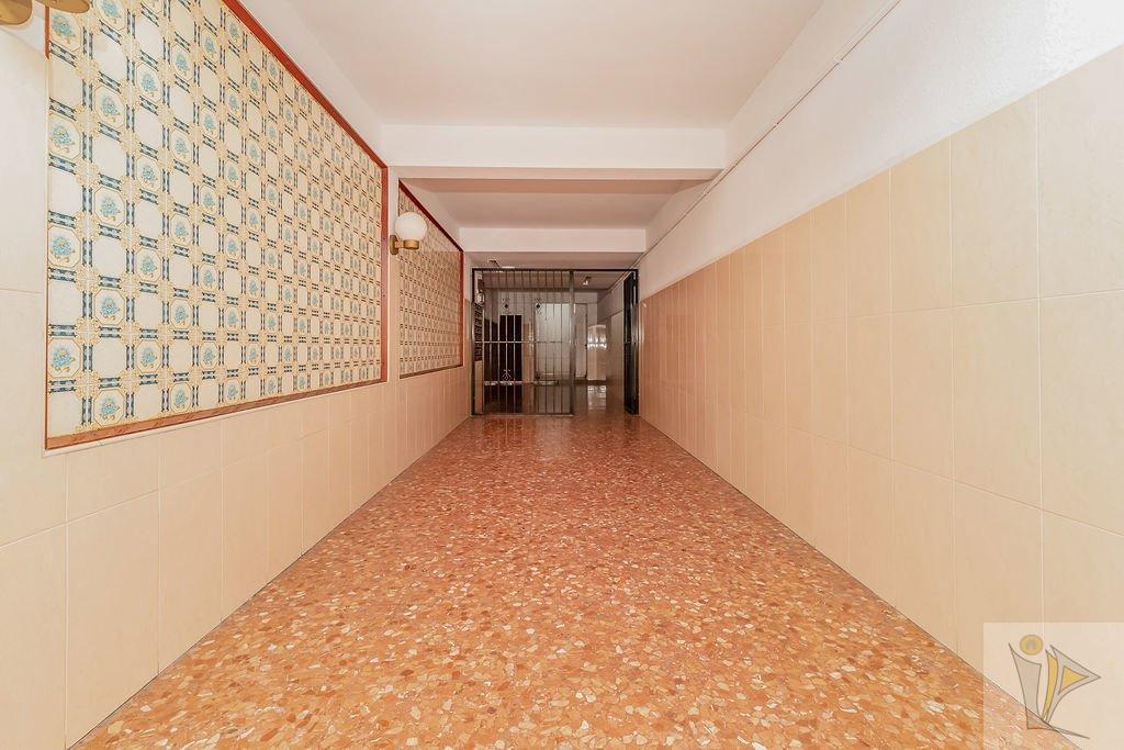 For sale of flat in Valencia