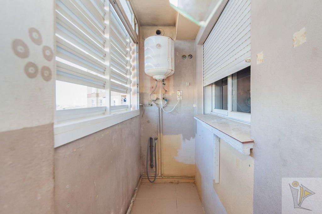 For sale of flat in Valencia