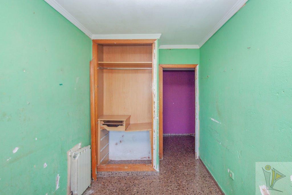 For sale of flat in Valencia