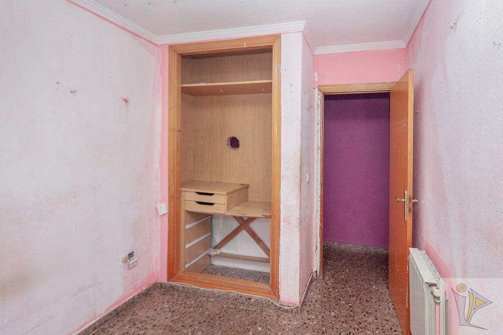 For sale of flat in Valencia
