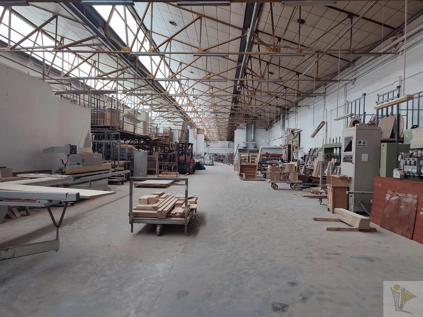 For sale of industrial plant/warehouse in Silla