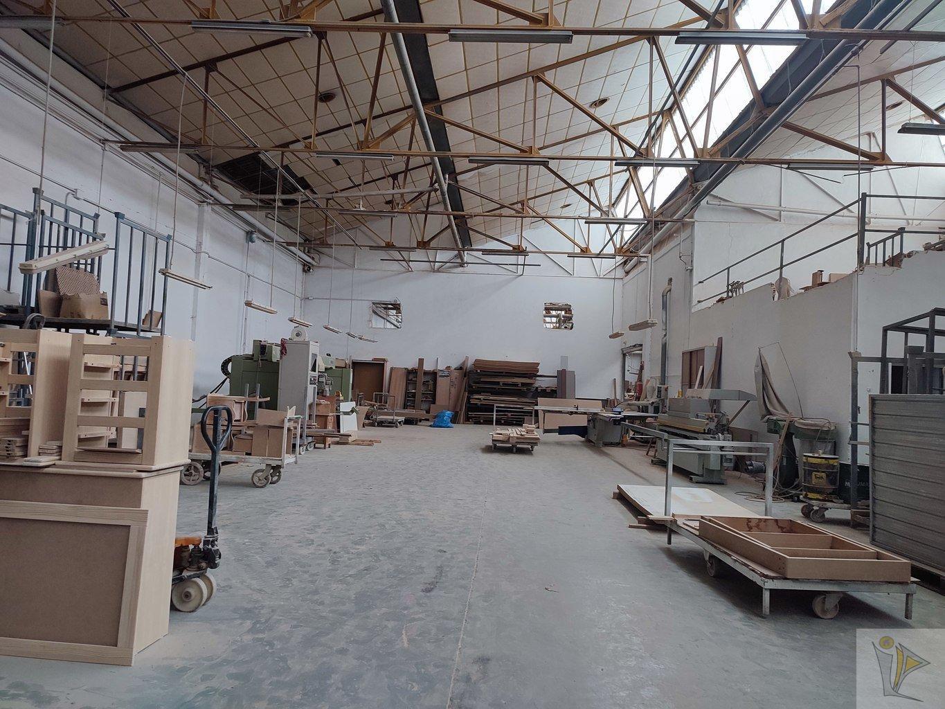 For sale of industrial plant/warehouse in Silla