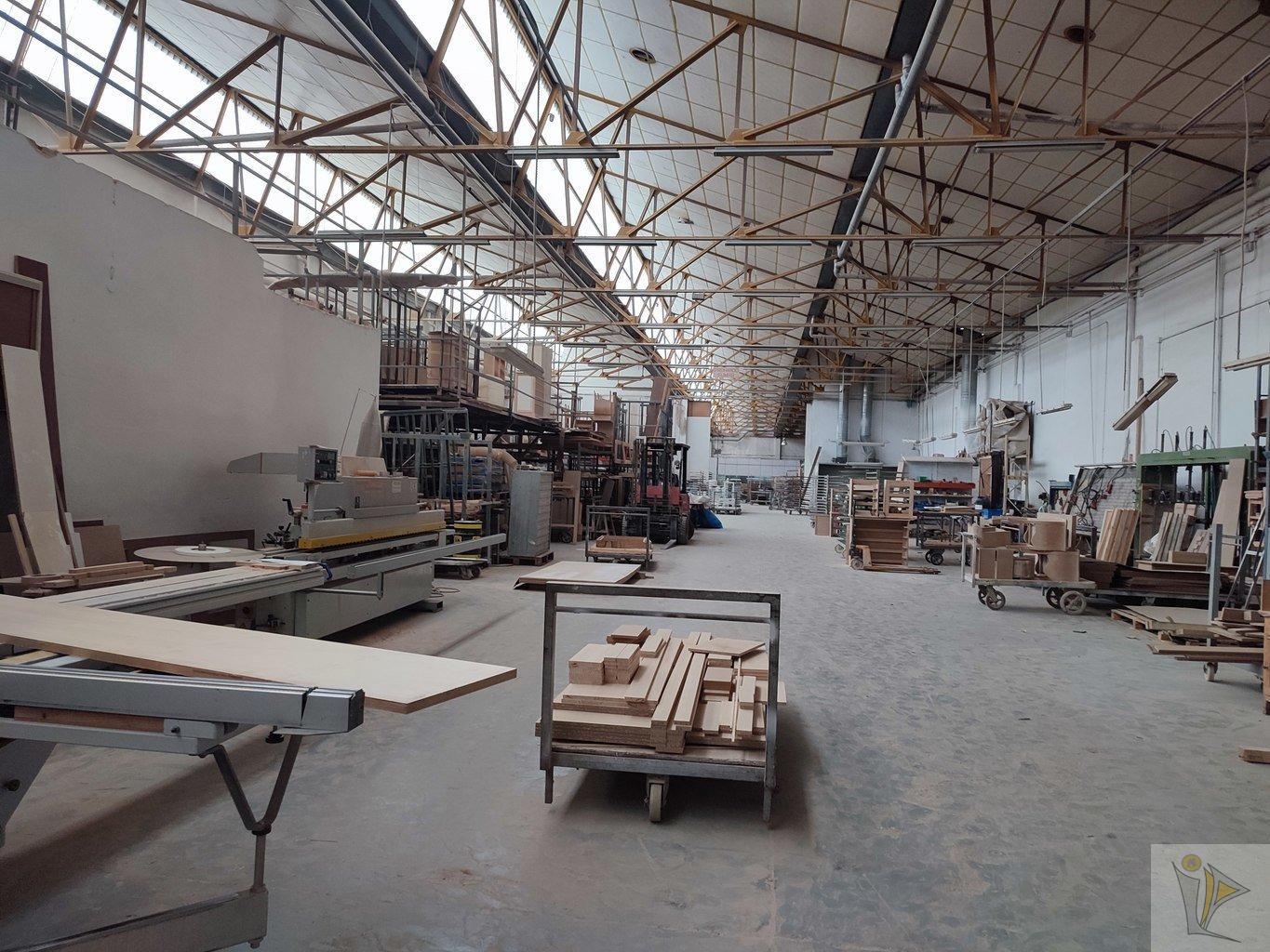 For sale of industrial plant/warehouse in Silla