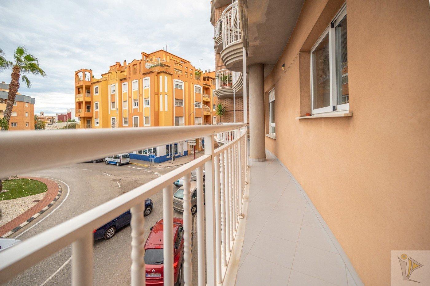 For sale of flat in Dénia