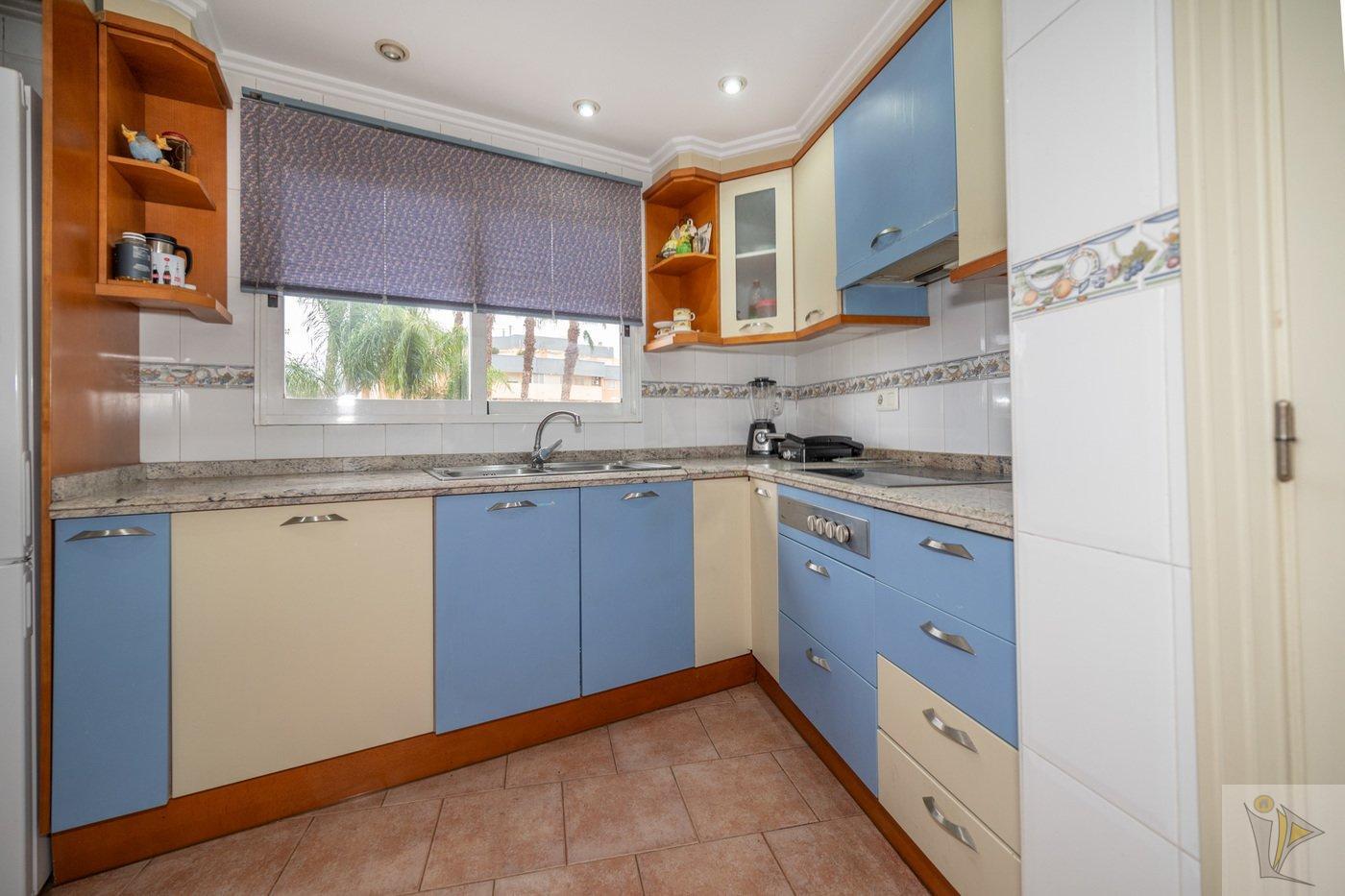 For sale of flat in Dénia