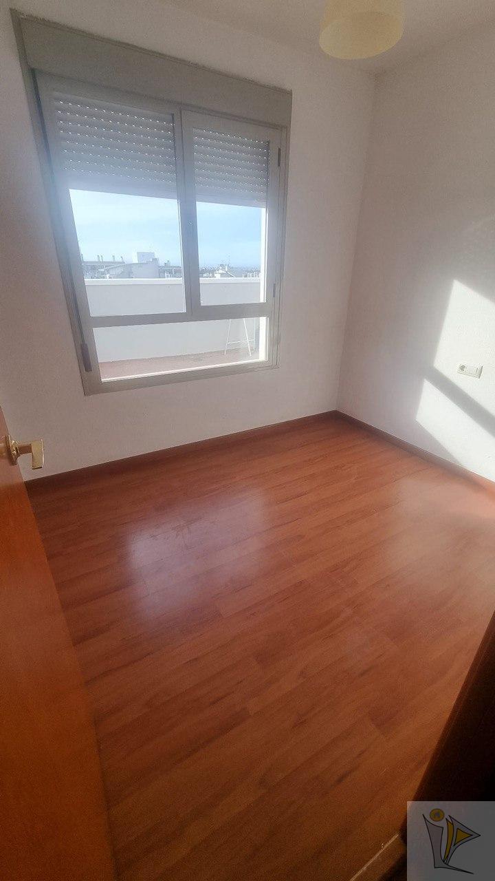 For sale of penthouse in Paterna