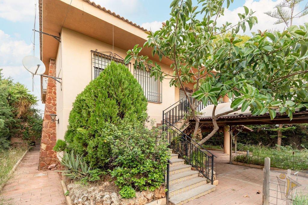 For sale of chalet in Torrent