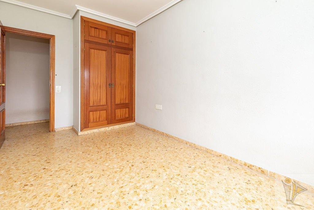 For sale of chalet in Torrent