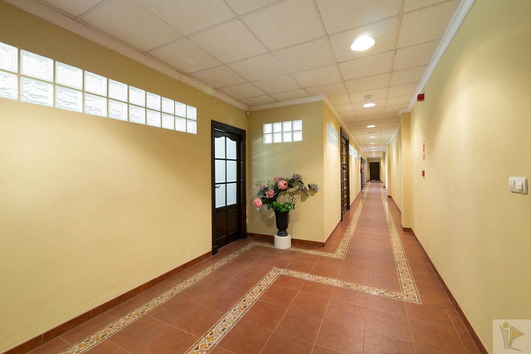 Venta de nave en Granada