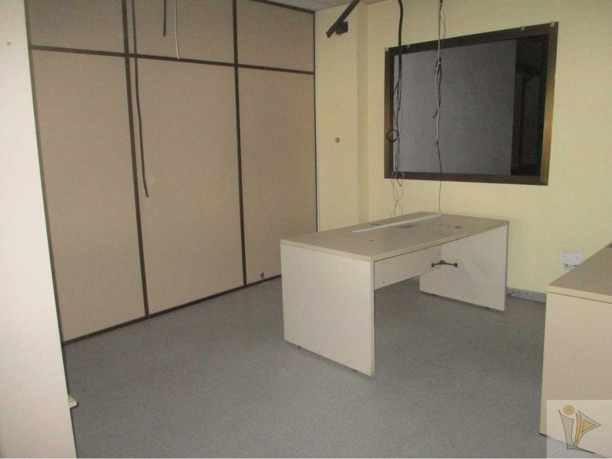 For sale of industrial plant/warehouse in Xirivella