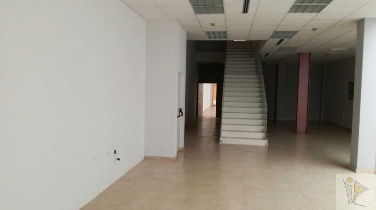 For sale of industrial plant/warehouse in Massanassa