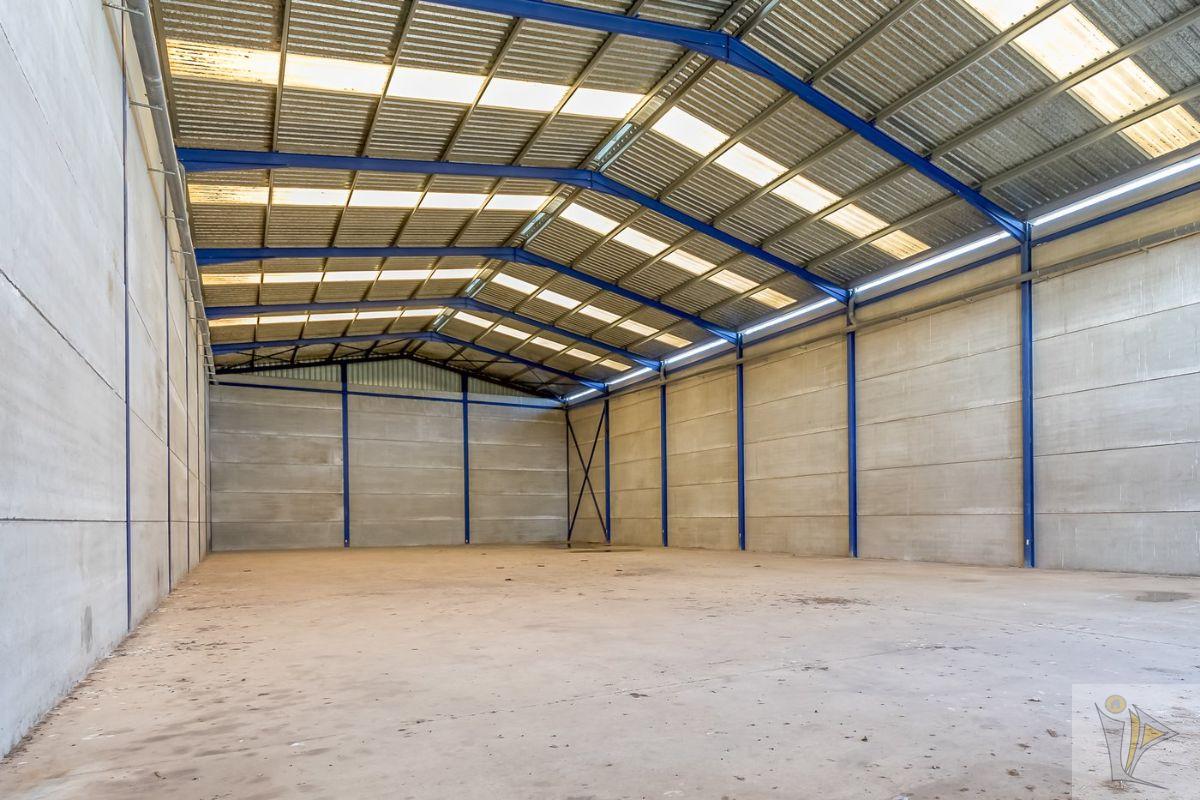 Venta de nave industrial en Alzira