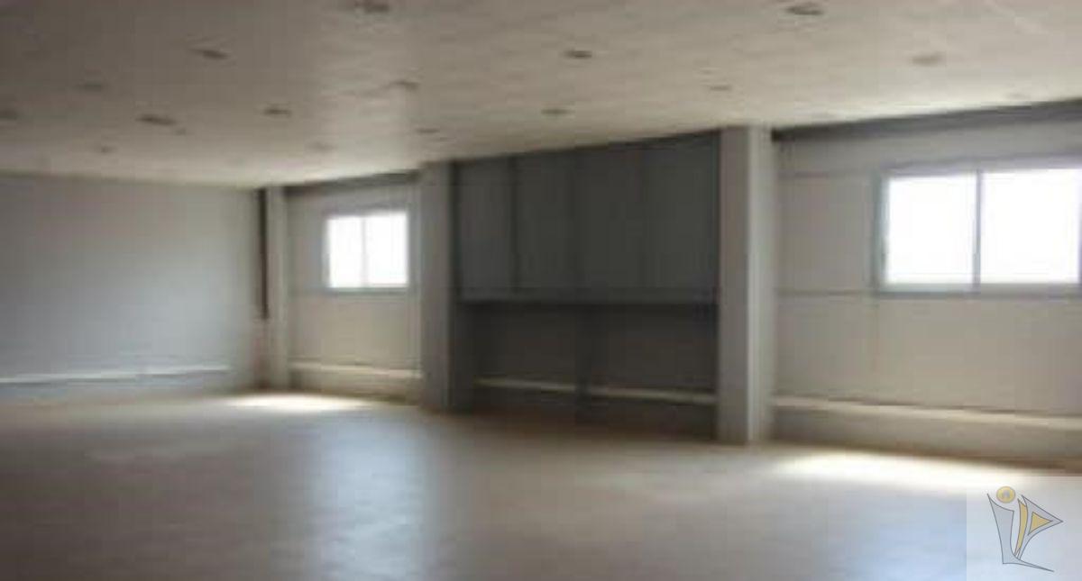 For sale of industrial plant/warehouse in Manises