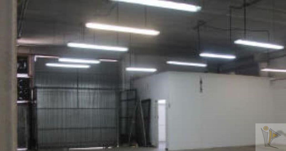 For sale of industrial plant/warehouse in Manises