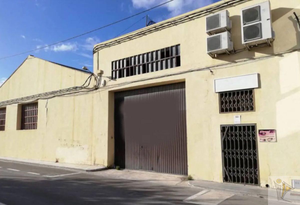 For sale of industrial plant/warehouse in Ontinyent