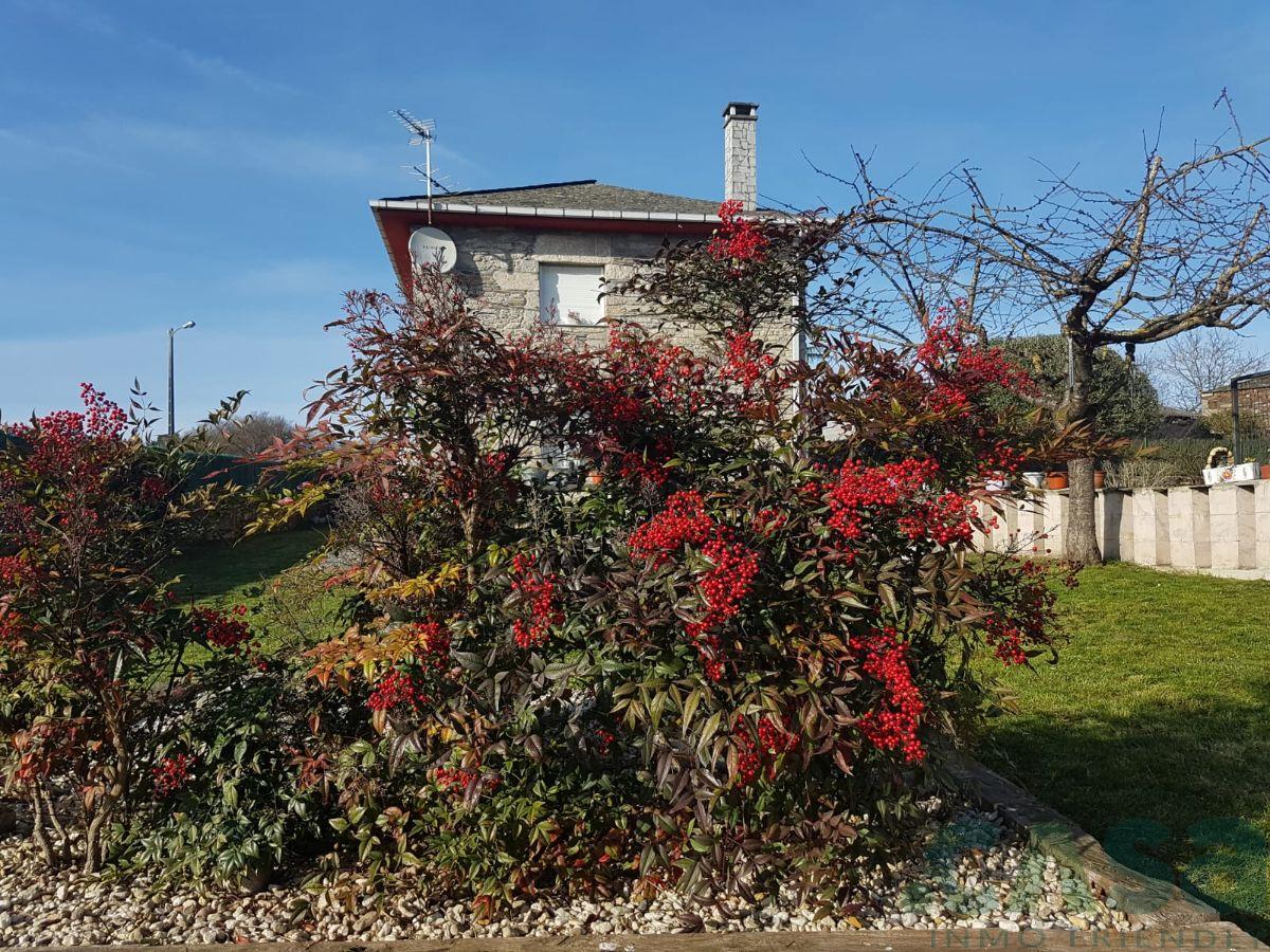 For sale of house in Corgo O