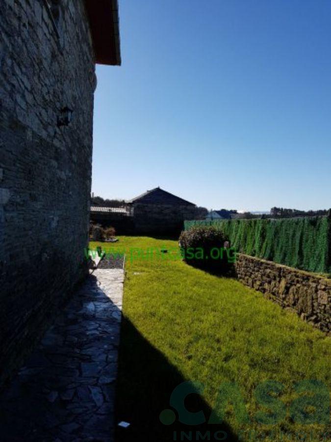 For sale of house in Corgo O