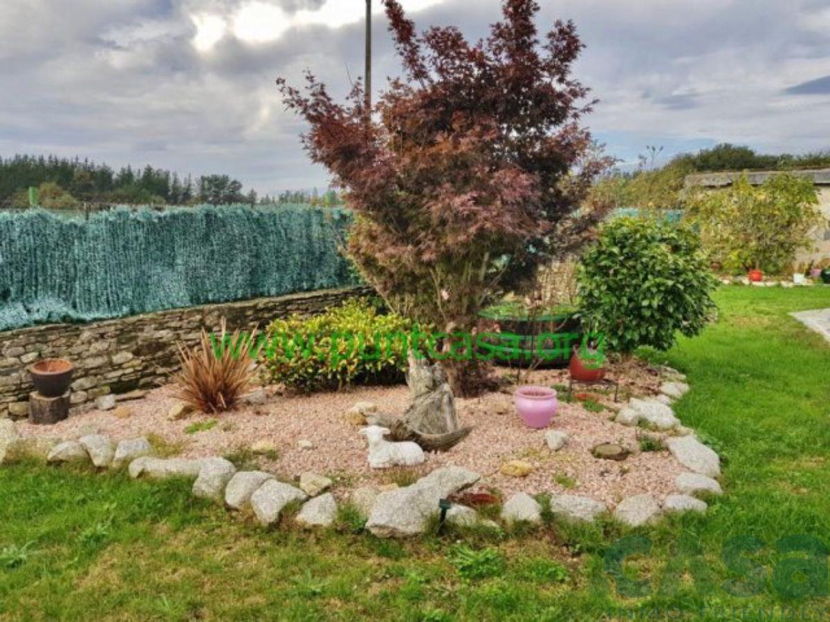 For sale of house in Corgo O