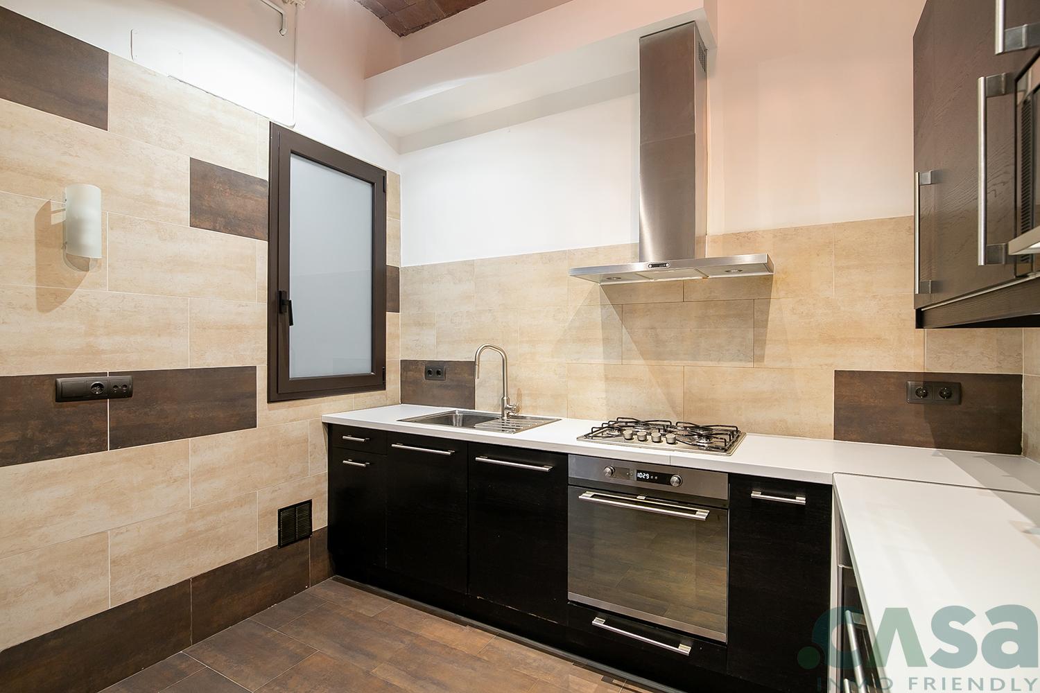 For sale of flat in Barcelona