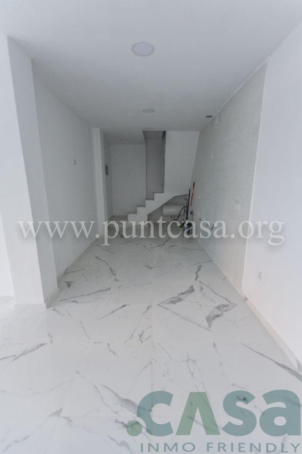 For sale of commercial in Badalona