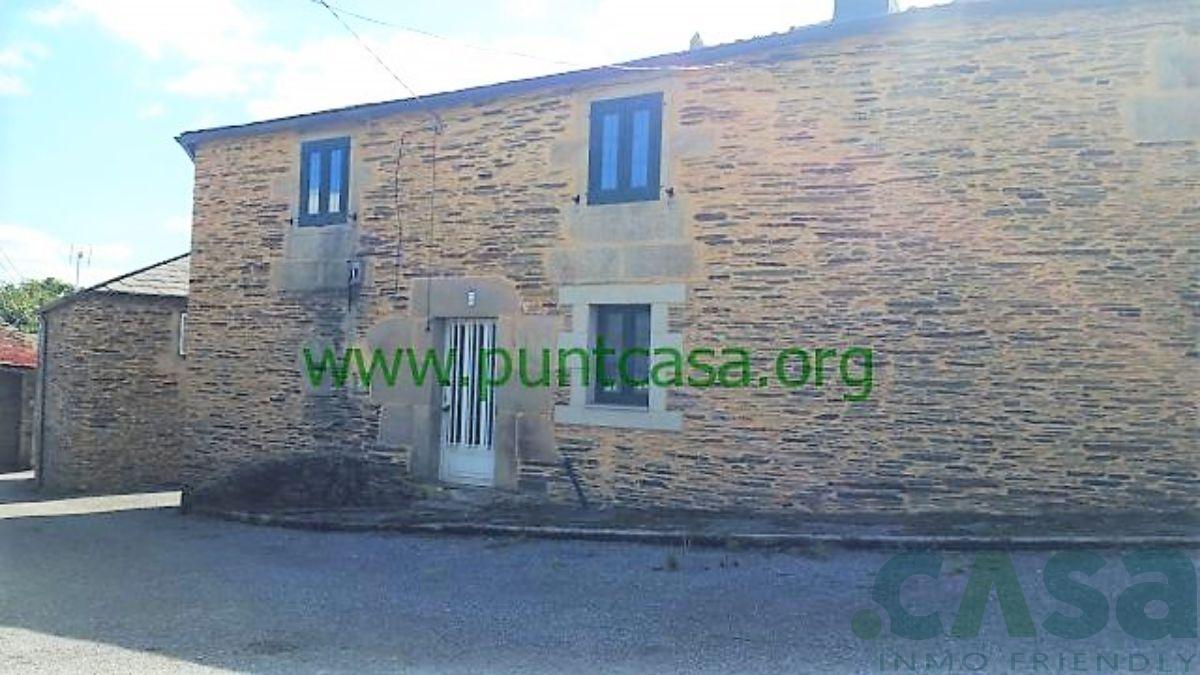 For sale of house in Lugo