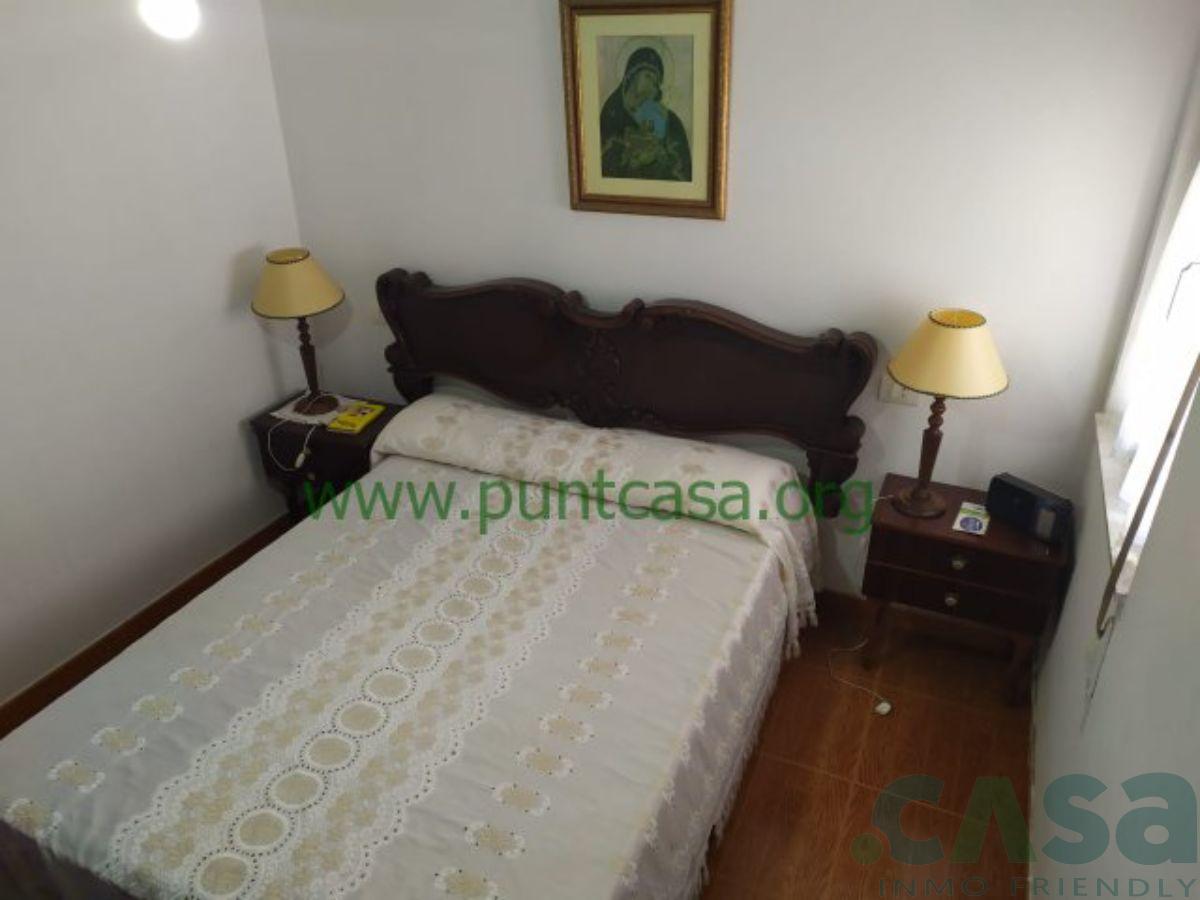 For sale of house in Guitiriz