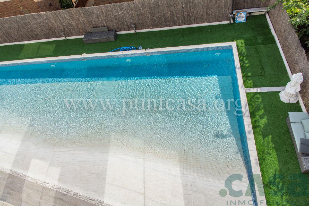 For sale of hotel in Barcelona