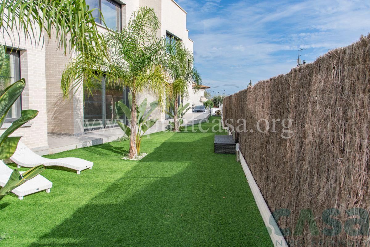 For sale of hotel in Barcelona