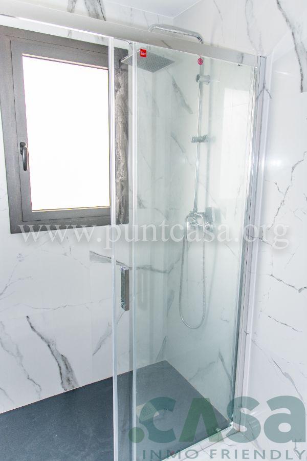For sale of hotel in Barcelona