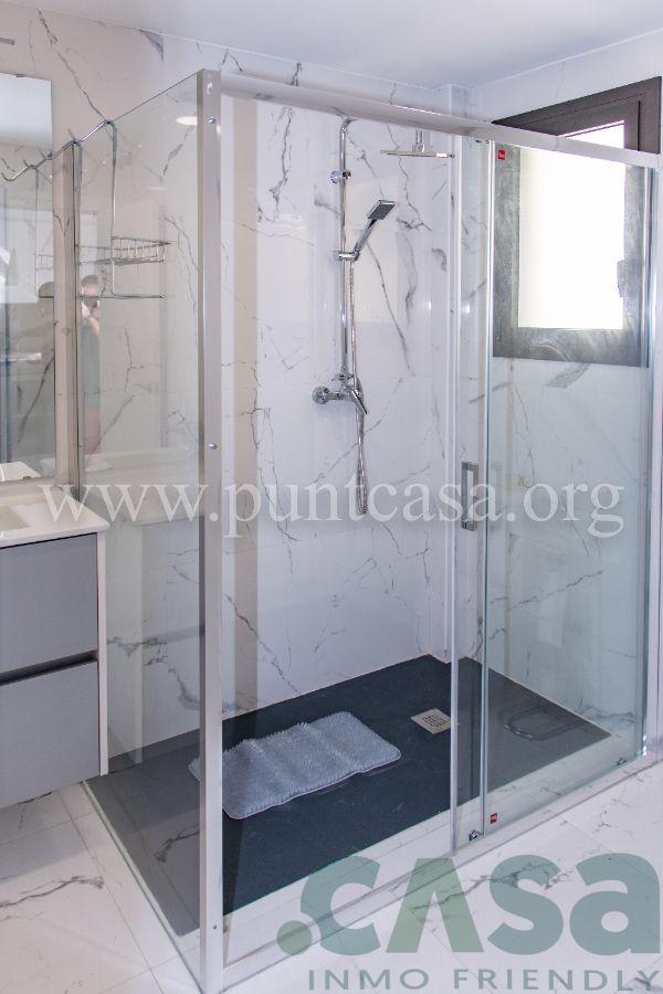 For sale of hotel in Barcelona