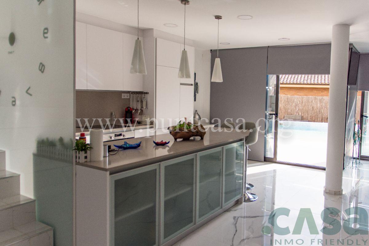 For sale of hotel in Barcelona