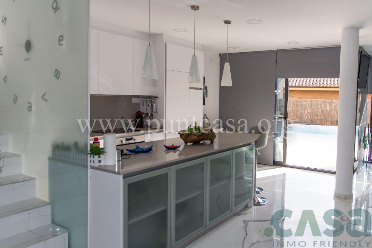 For sale of hotel in Barcelona