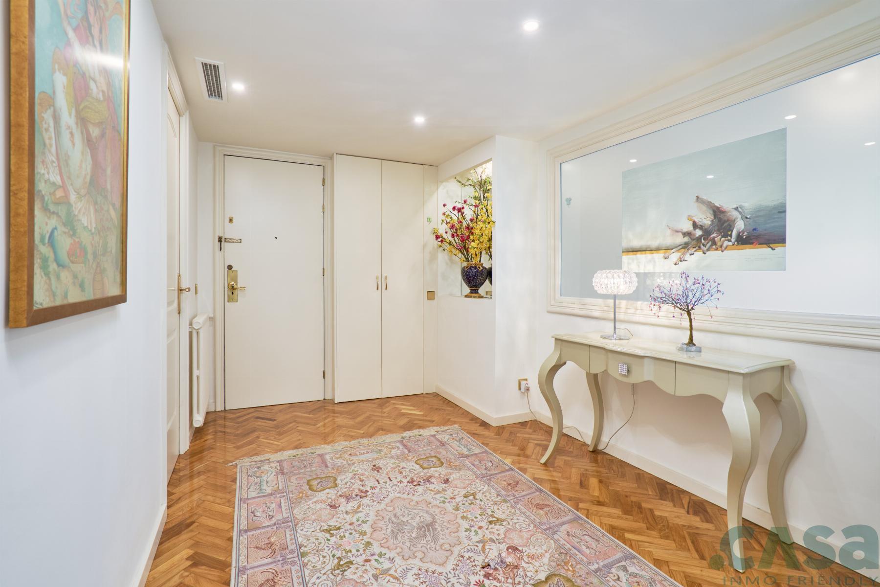 For sale of flat in Barcelona
