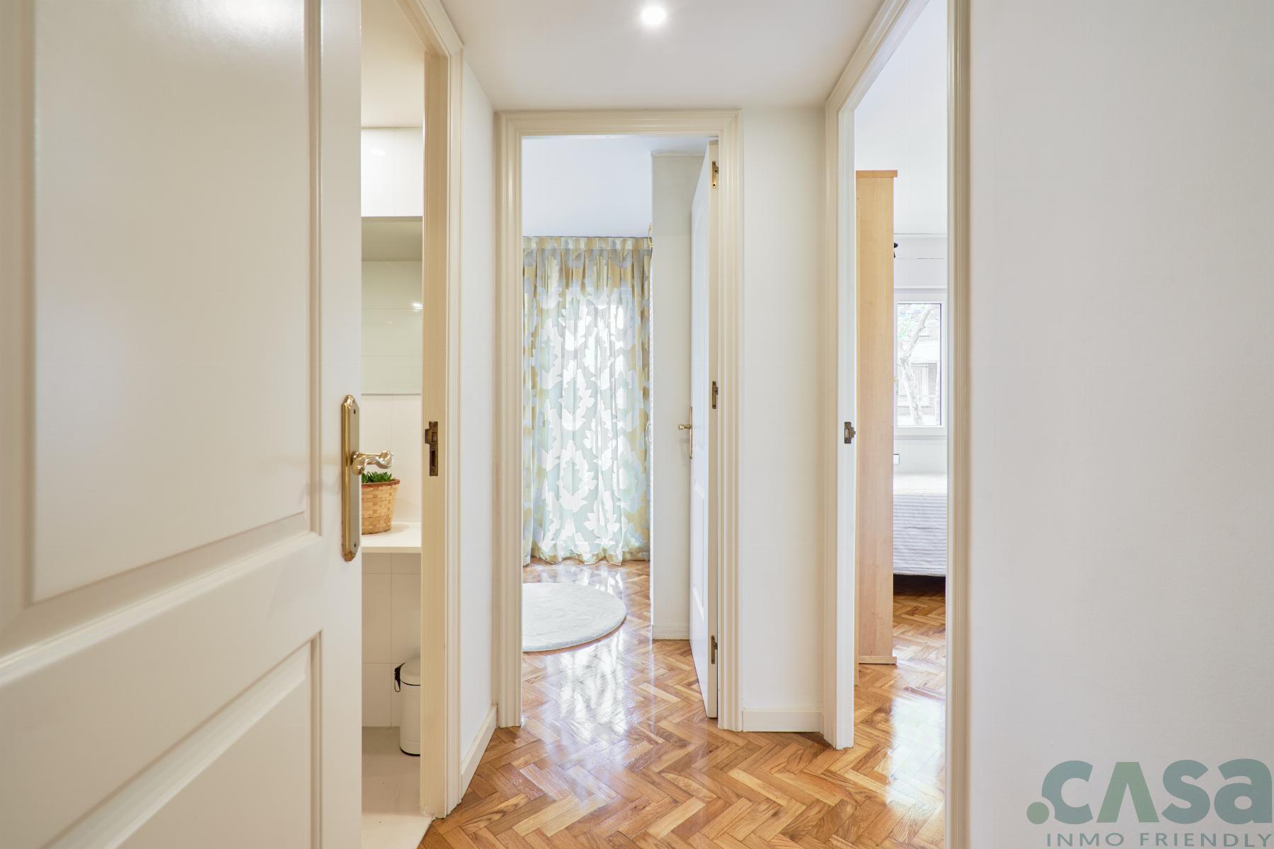 For sale of flat in Barcelona