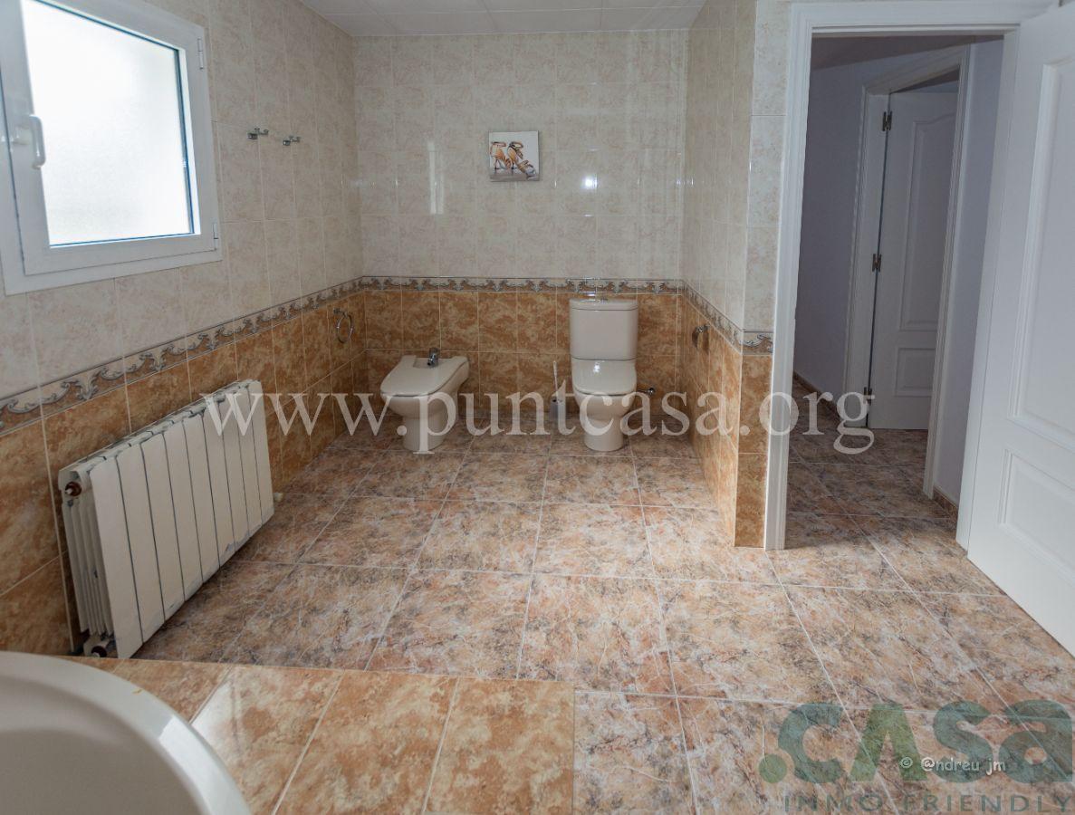 For sale of house in Calonge