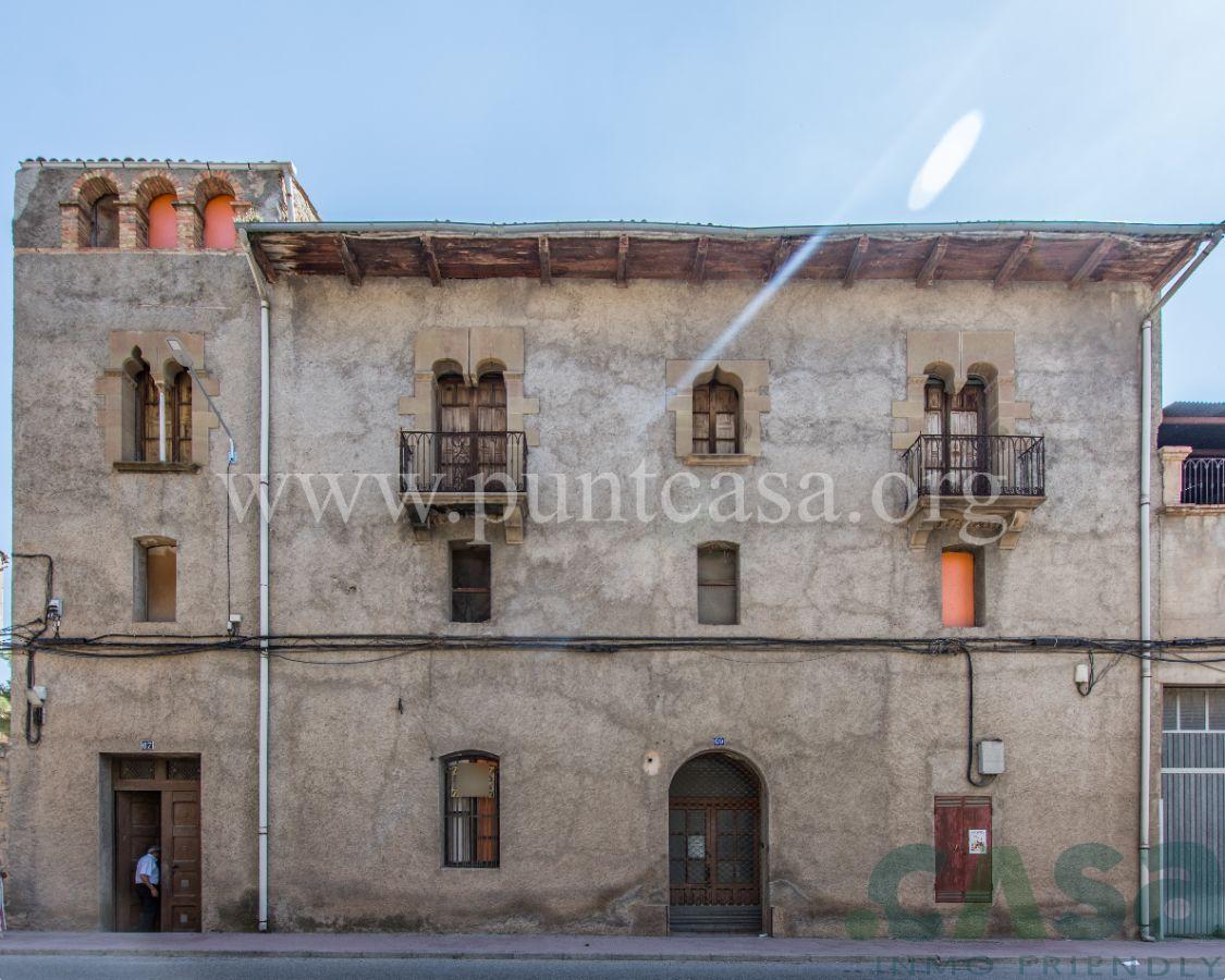For sale of building in Artesa de Segre