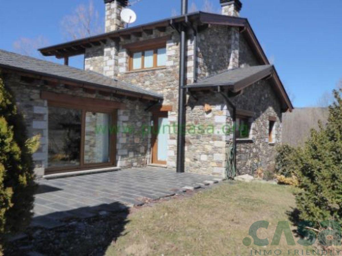 For sale of house in Llívia