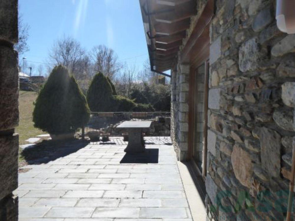 For sale of house in Llívia