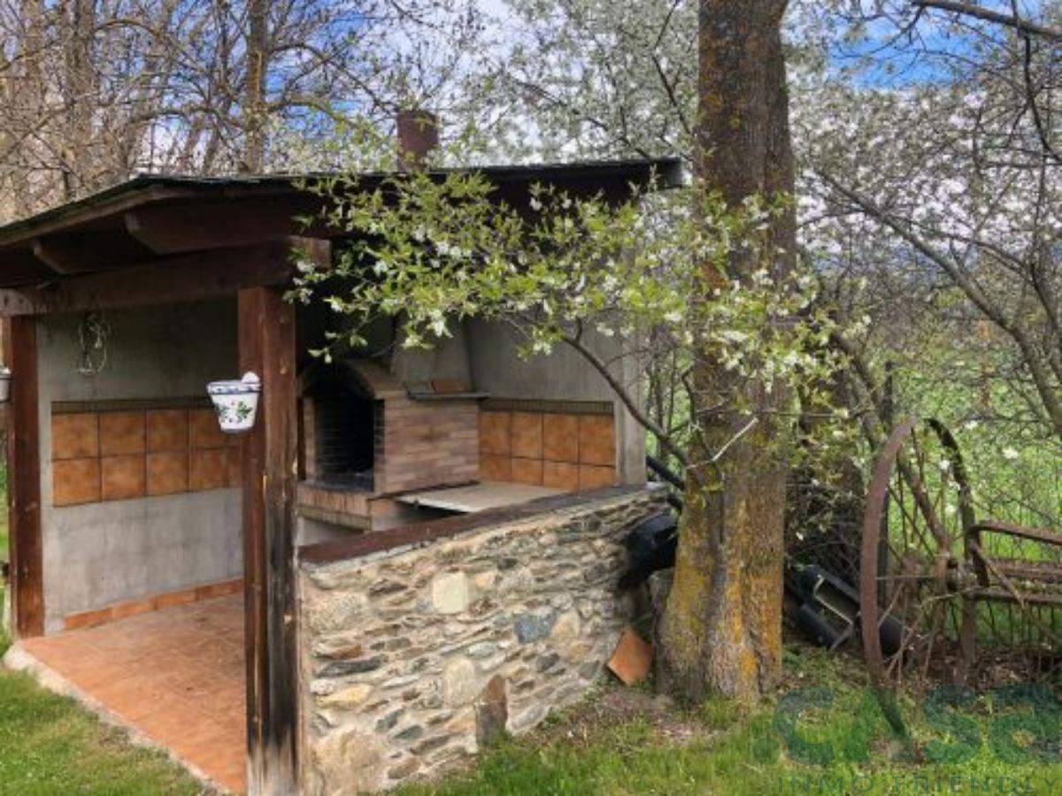 For sale of house in Llívia