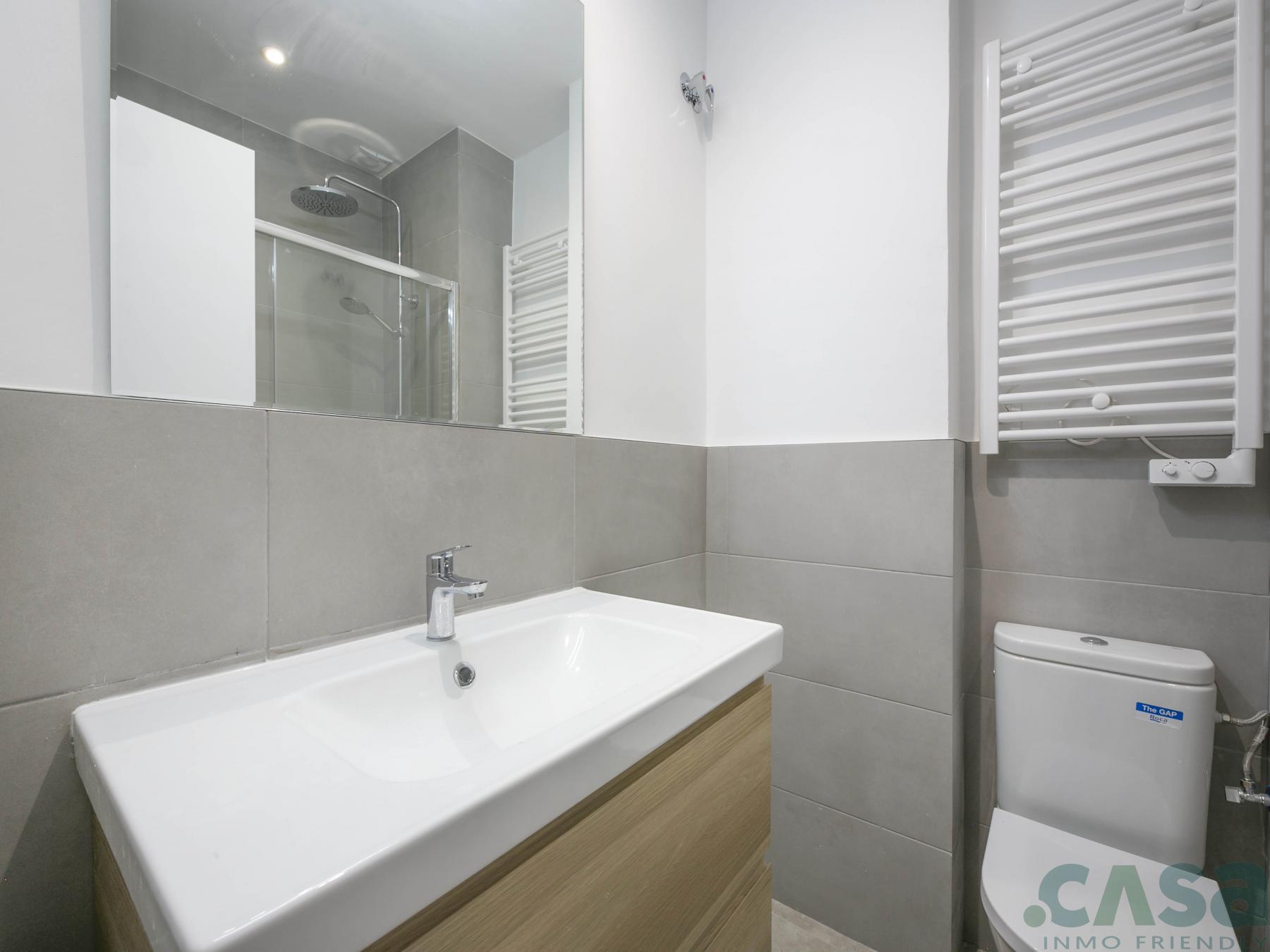 For sale of flat in Barcelona